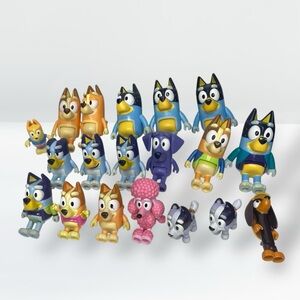 Bluey Lot Of 19 Figures - Bingo Socks Coco Snickers Mum Dad